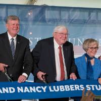 Ribbon-cutting at the Arend and Nancy Lubbers Student Services Center Dedication